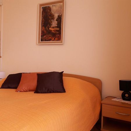 Guest House Jelsa イェルサ 部屋 写真