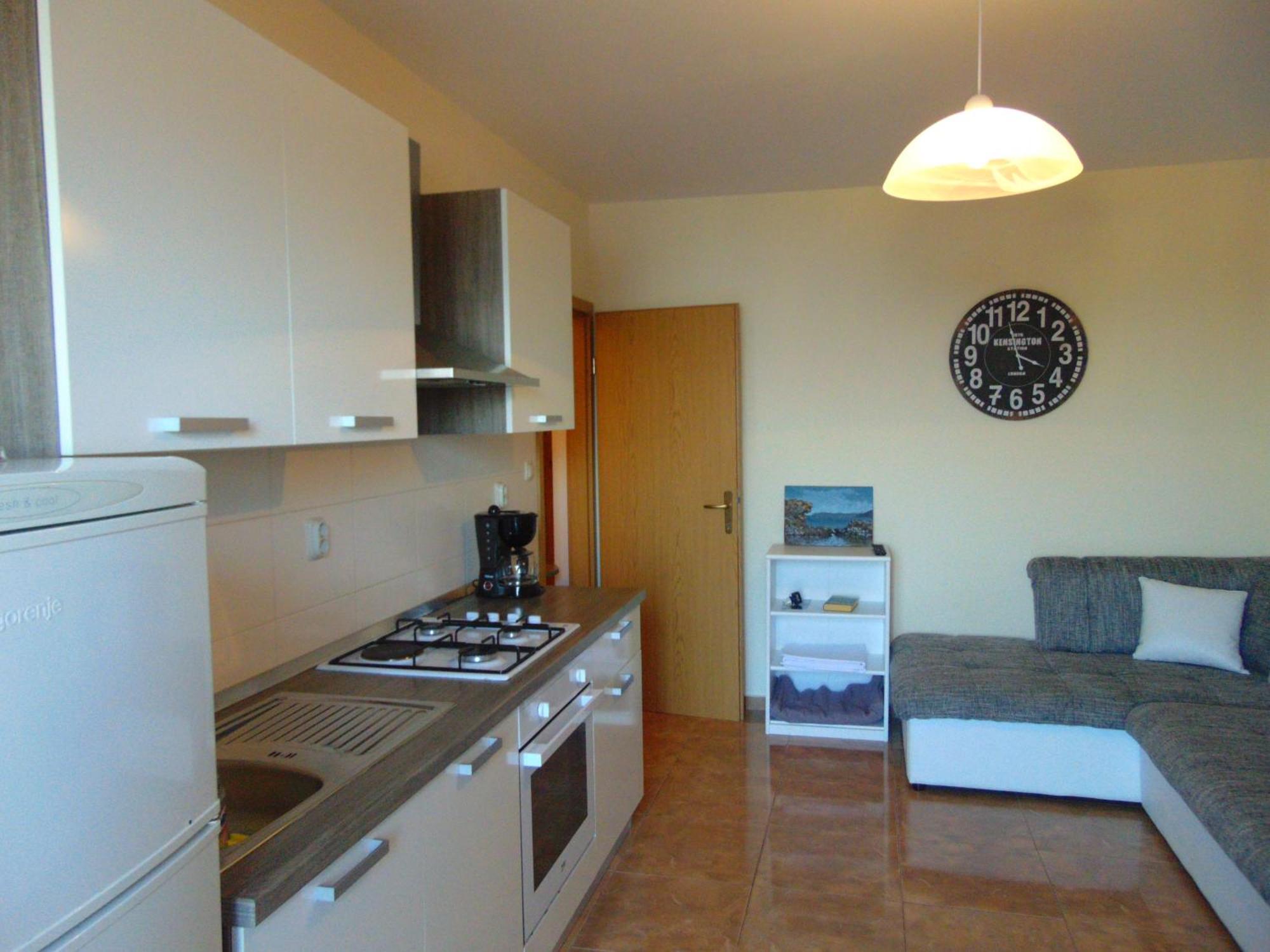 Guest House Jelsa イェルサ 部屋 写真