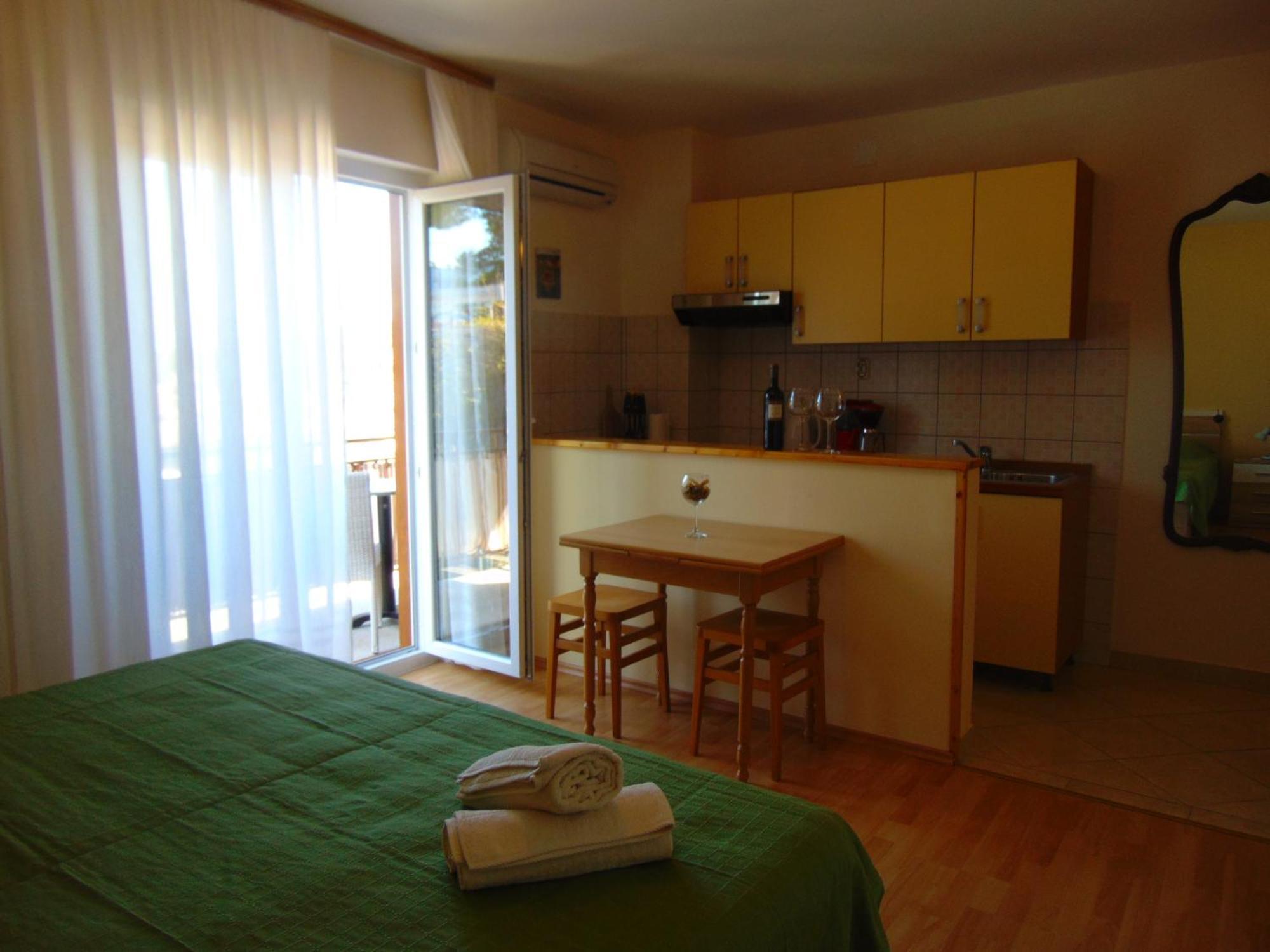 Guest House Jelsa イェルサ 部屋 写真