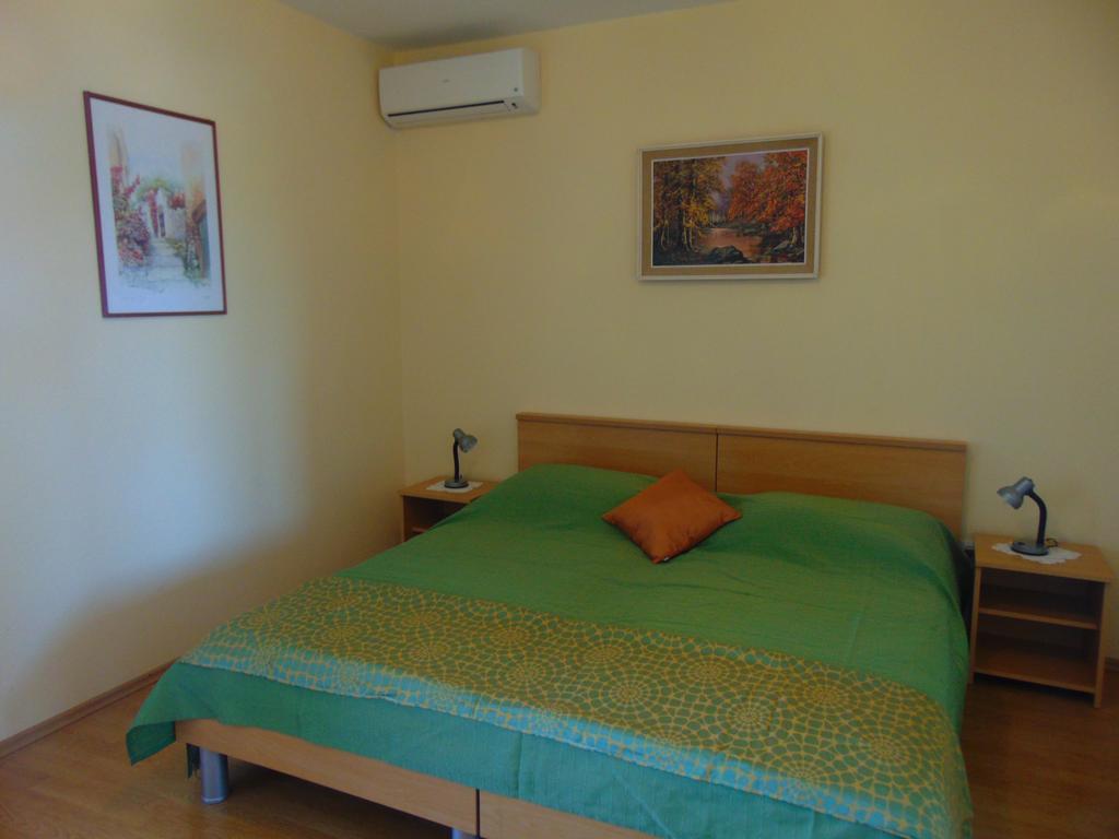Guest House Jelsa イェルサ 部屋 写真
